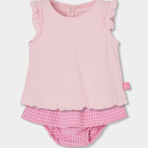 Conjunto braga-falda con camiseta rosa